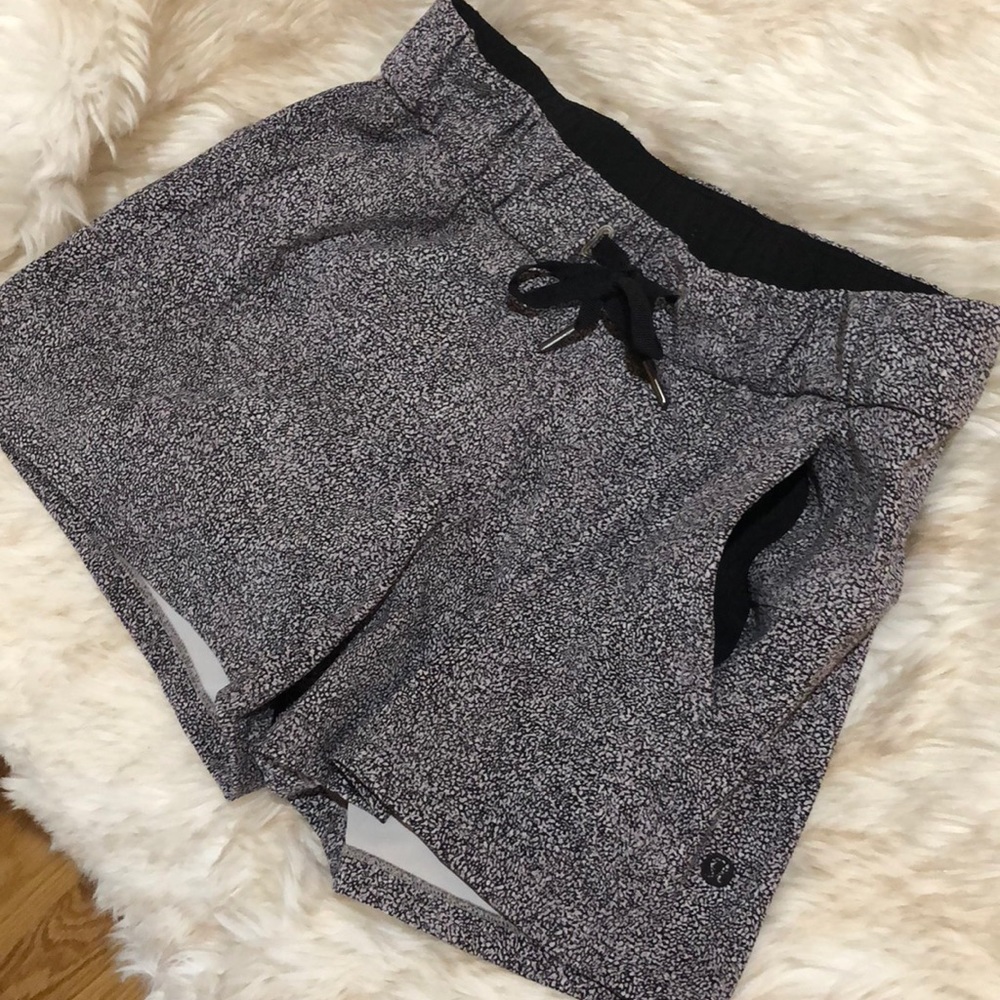 Lulu lemon ‘On the fly short’ high wasted